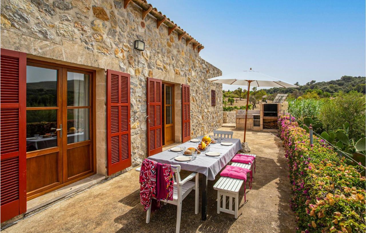 Ferienhaus Gorgeous In With Kitchen *